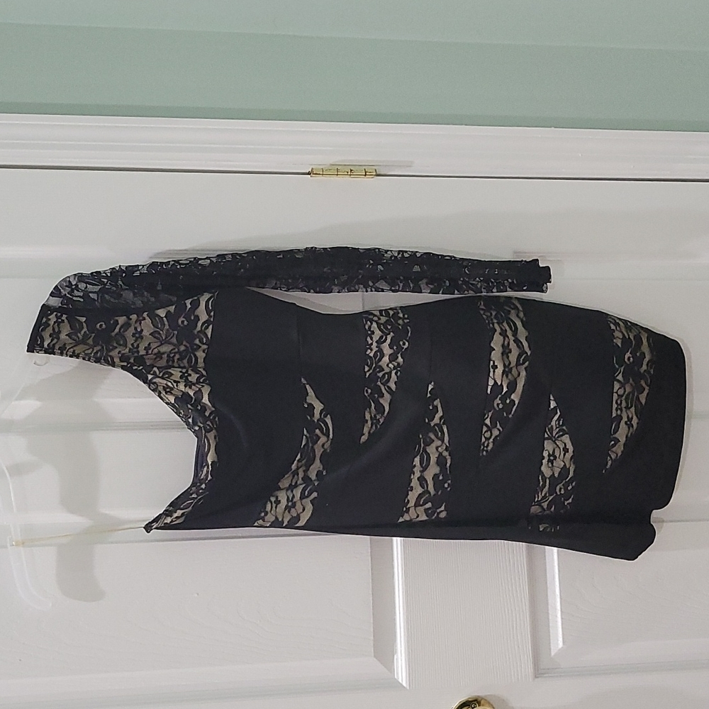 Black and tan lace party dress. Size Large.